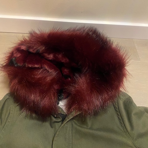 AVEC LES FILLES olive military coat with burgundy faux fur lining. Size XS - Picture 8 of 15